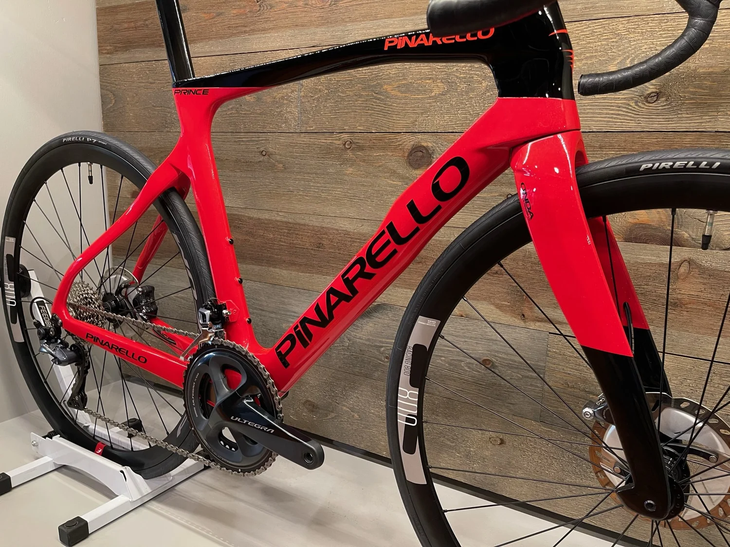 やっちゃん PINARELLO Prince 2016モデル 赤黒 やっちゃん PINARELLO Prince 2016モデル 赤黒 PINARELLO PRINCE